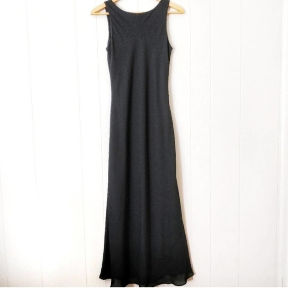 VTG Classic Minimal Maxi Dress 5/6